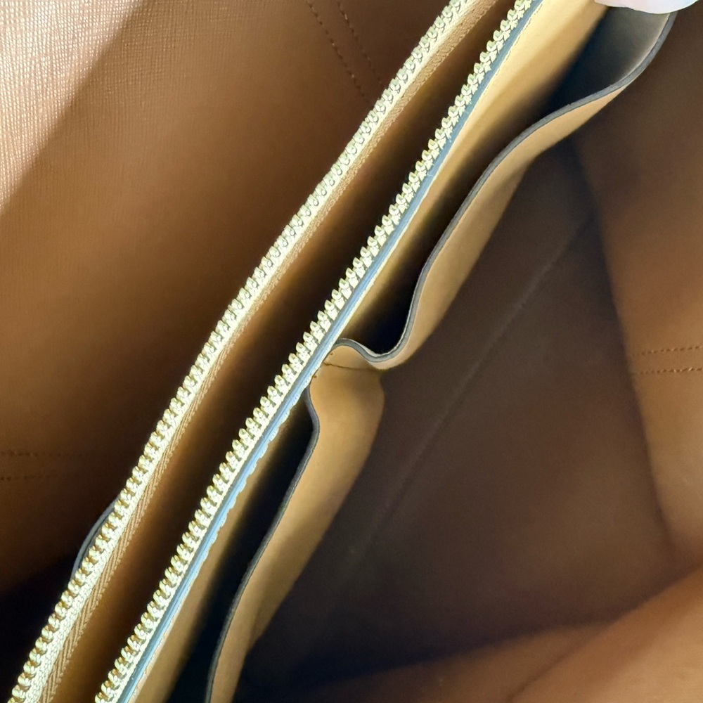 Tory Burch Black Perry Leather Tote with Tan Accent - Picture 6 of 7